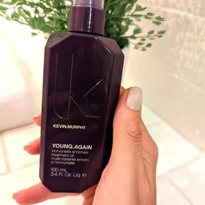 Kevin Murphy Young.Again treatment oil.